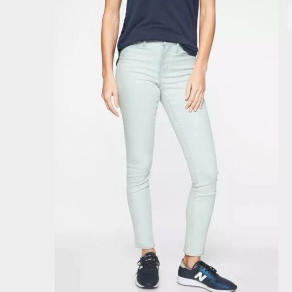 Athleta Denim - Athleta NWT Sculptek Denim Skinn Ligo Skinny Stretch Jean  Light Wash Size 2